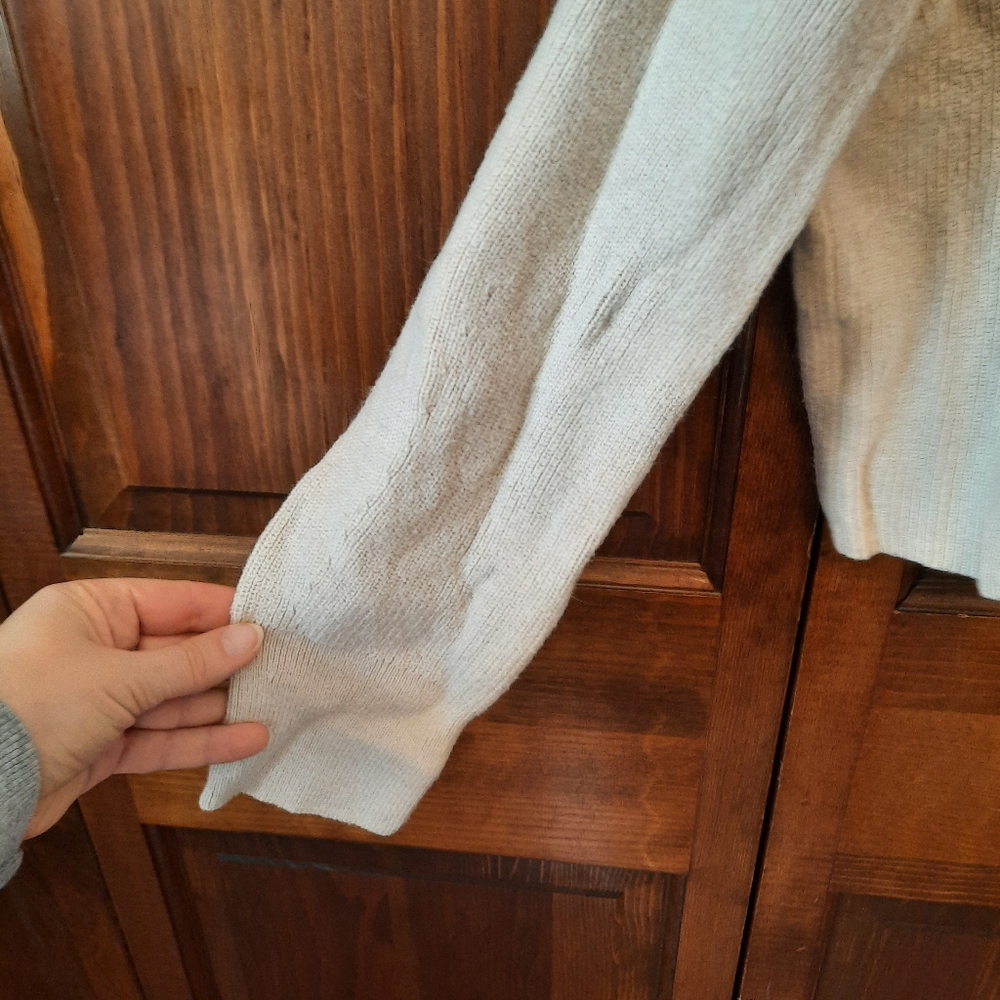 Lululemon Merino Wool Blend Ribbed Turtleneck Sweater Heathered Ivory Size 8 - Picture 7 of 13